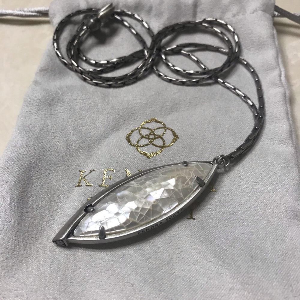 Kendra Scott Milla necklace